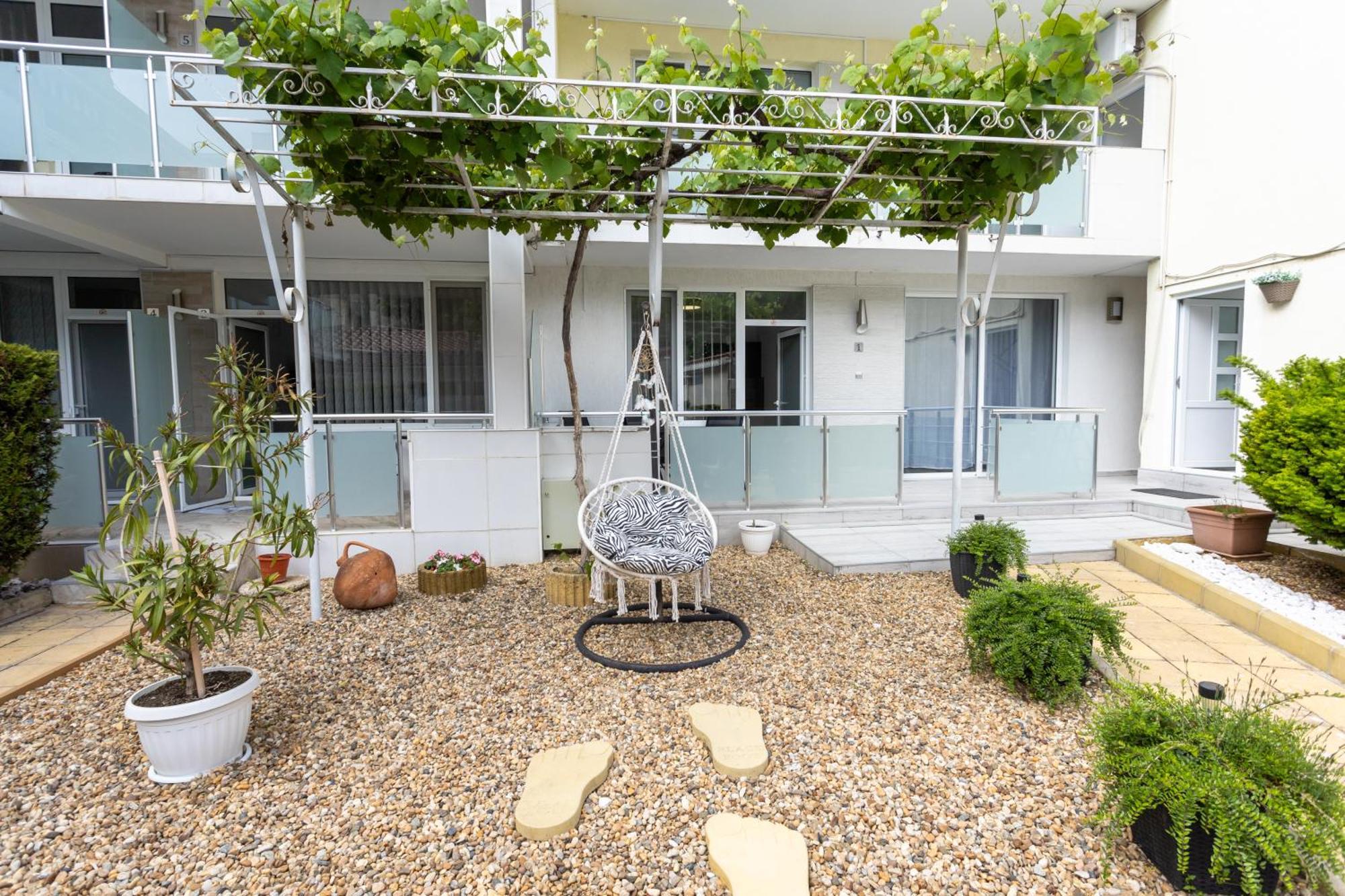 Guest House Desi - Къща За Гости Деси Balchik Ngoại thất bức ảnh