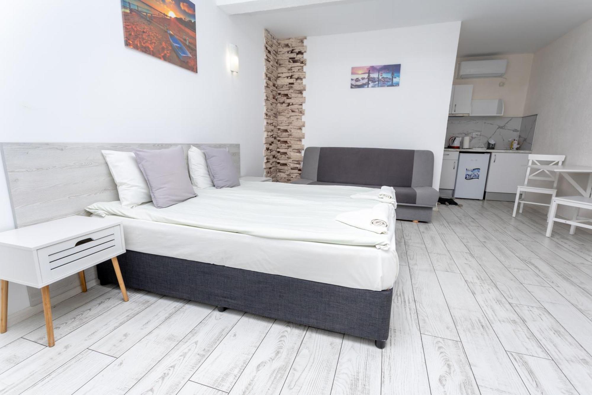 Guest House Desi - Къща За Гости Деси Balchik Ngoại thất bức ảnh
