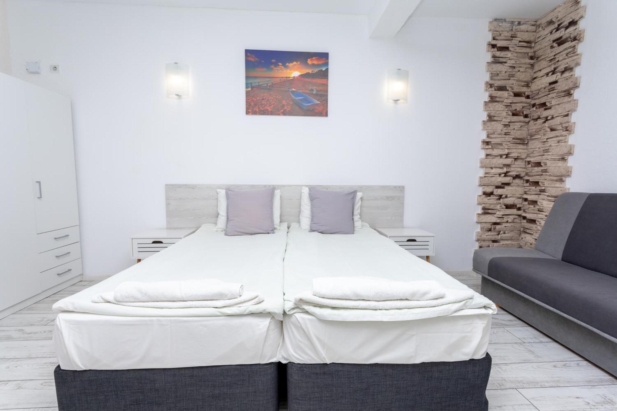 Guest House Desi - Къща За Гости Деси Balchik Ngoại thất bức ảnh