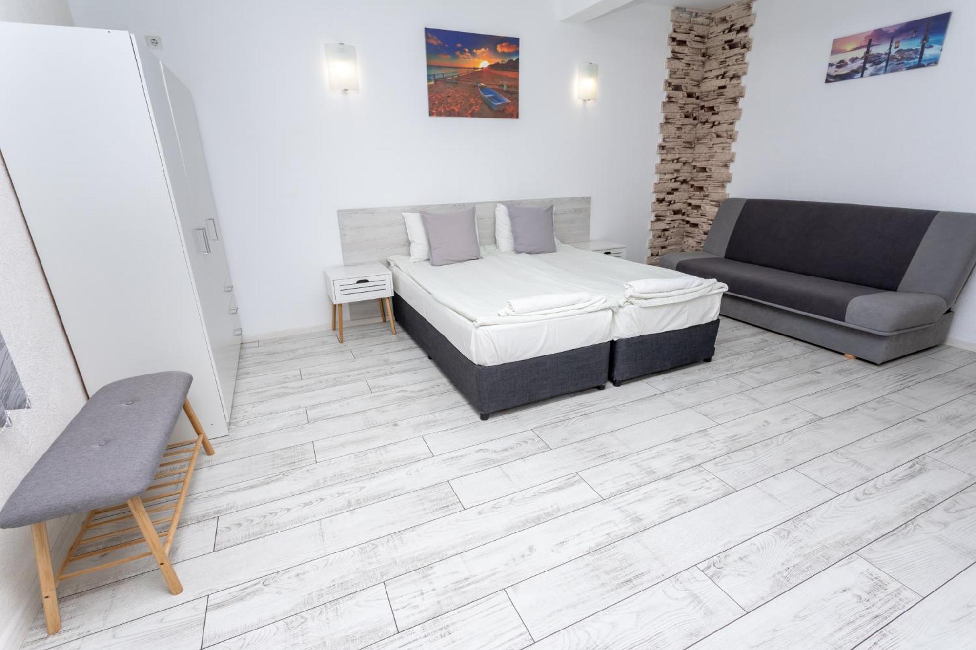 Guest House Desi - Къща За Гости Деси Balchik Ngoại thất bức ảnh